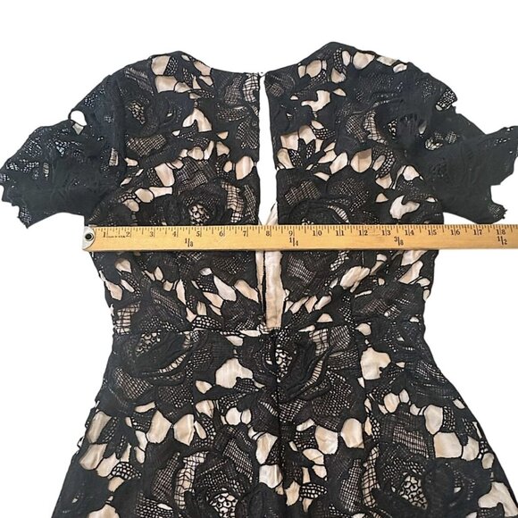 The Impeccable Pig Floral Black Lace Romper, Size S - Picture 13 of 15